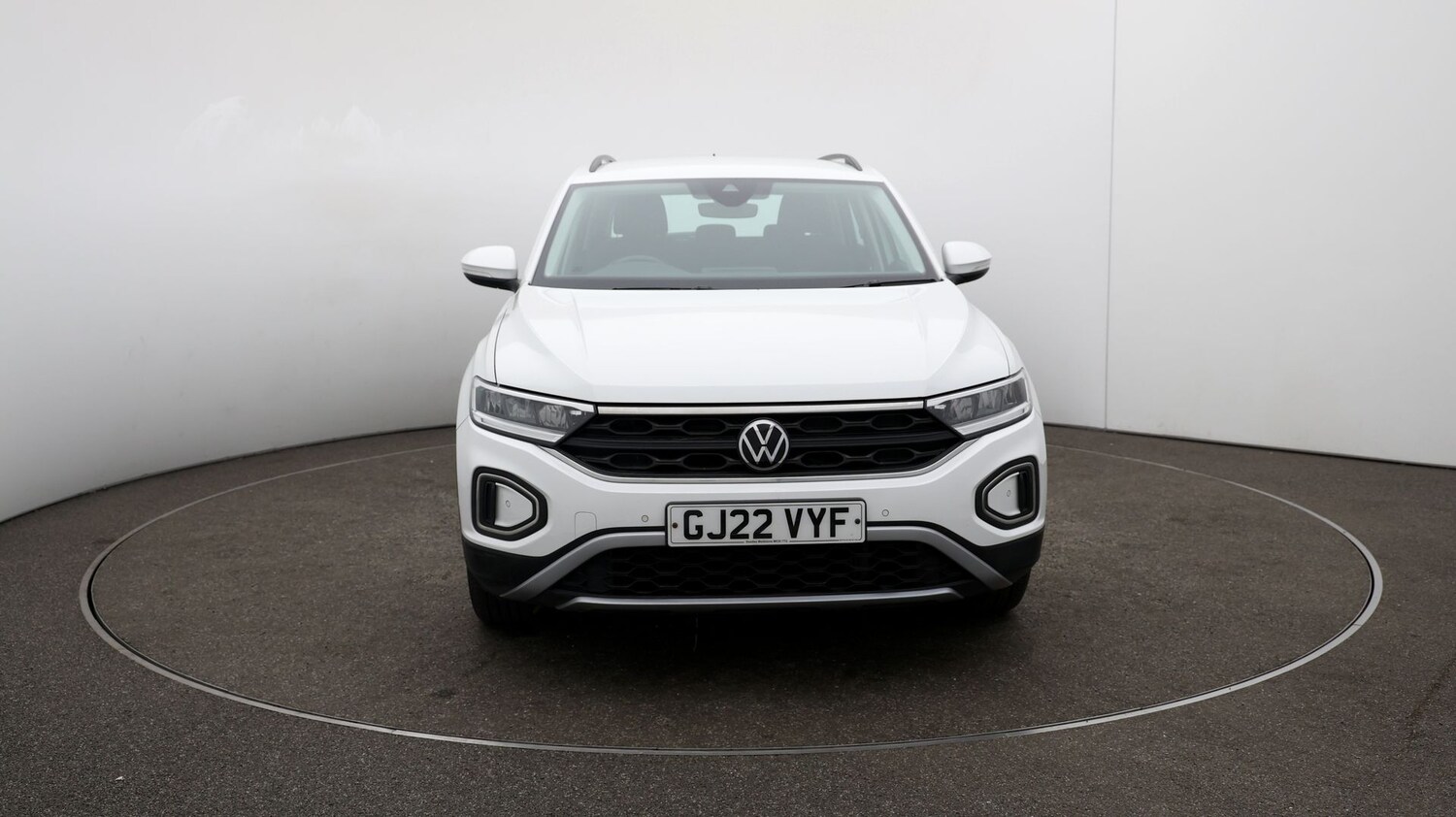 Used Volkswagen T-Roc for sale - 76810938: Photo 32