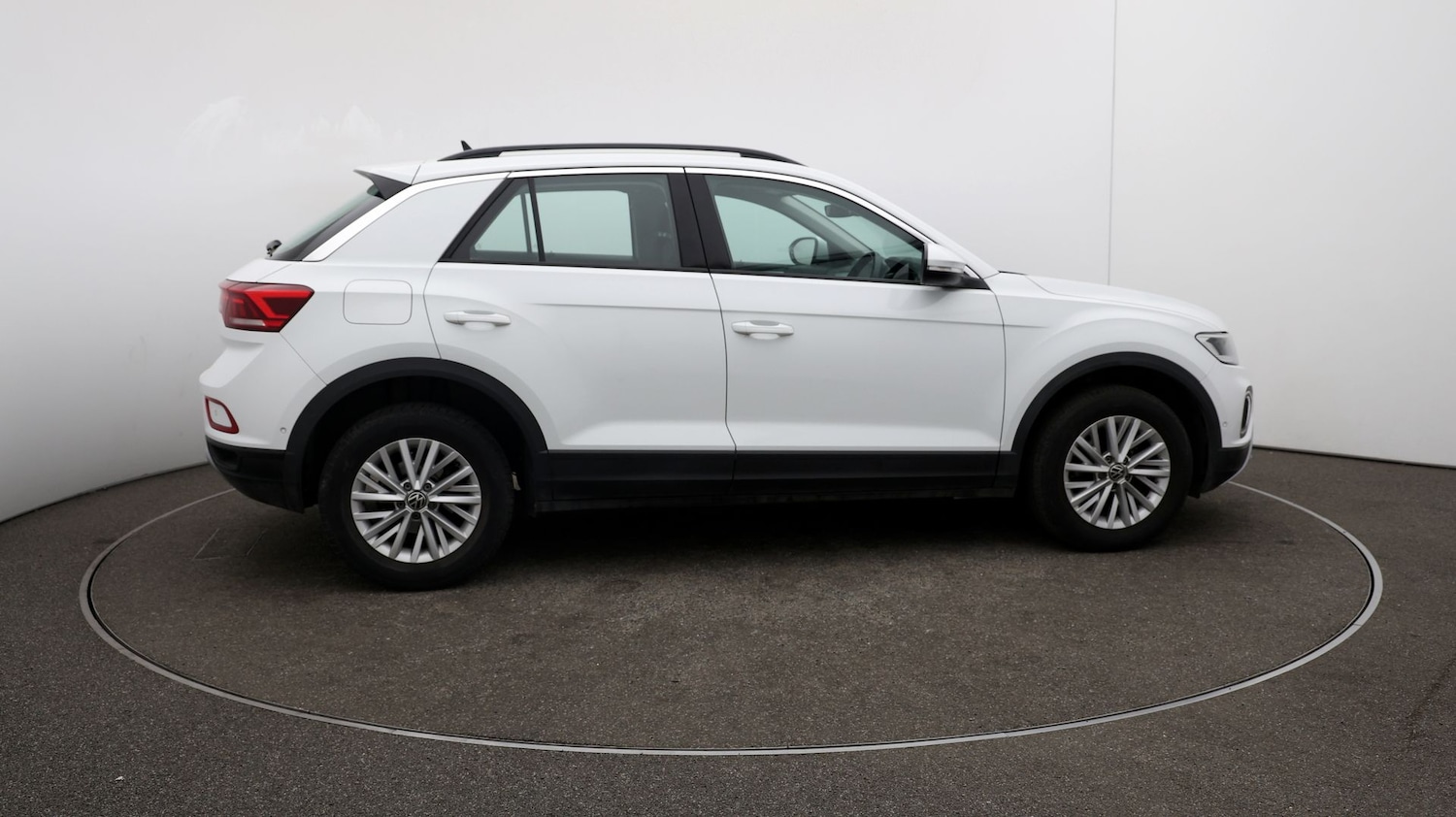 Used Volkswagen T-Roc for sale - 76810938: Photo 42