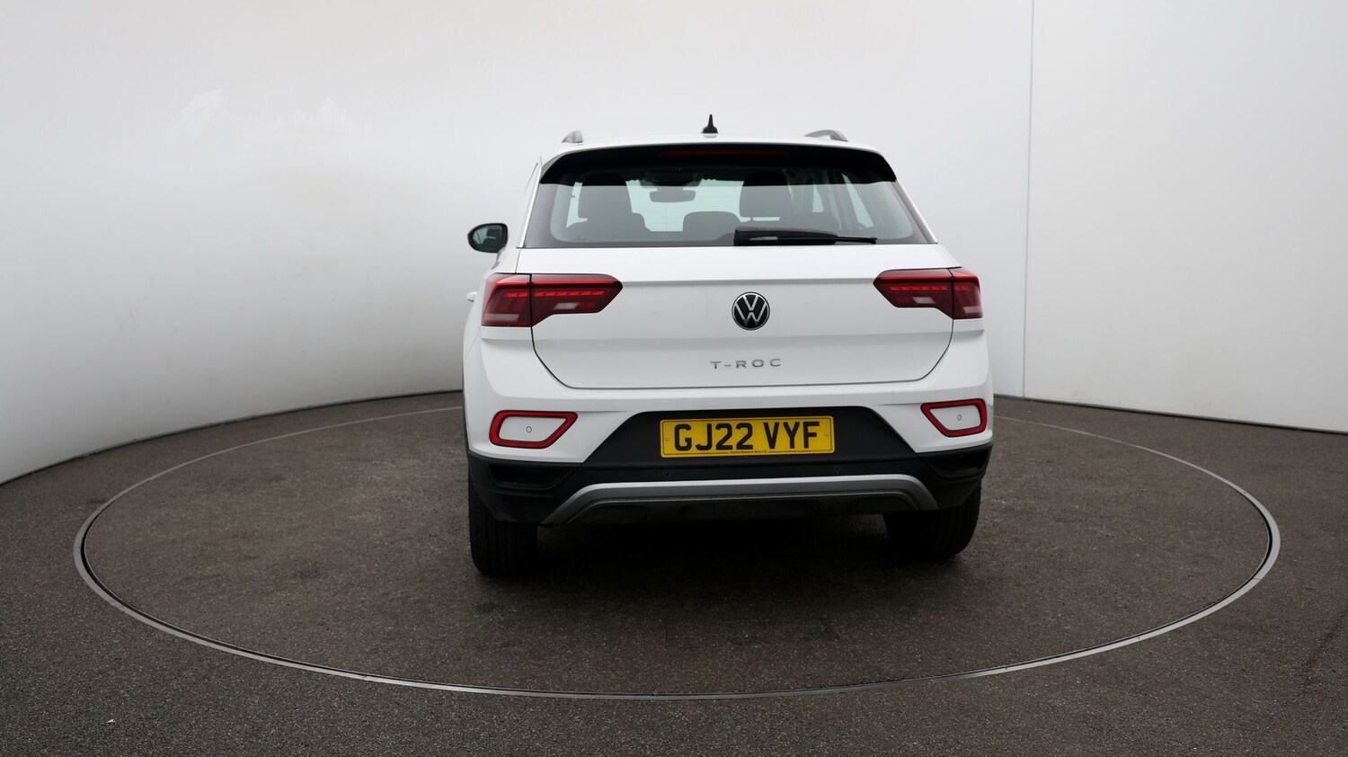 Used Volkswagen T-Roc for sale - 76810938: Photo 51