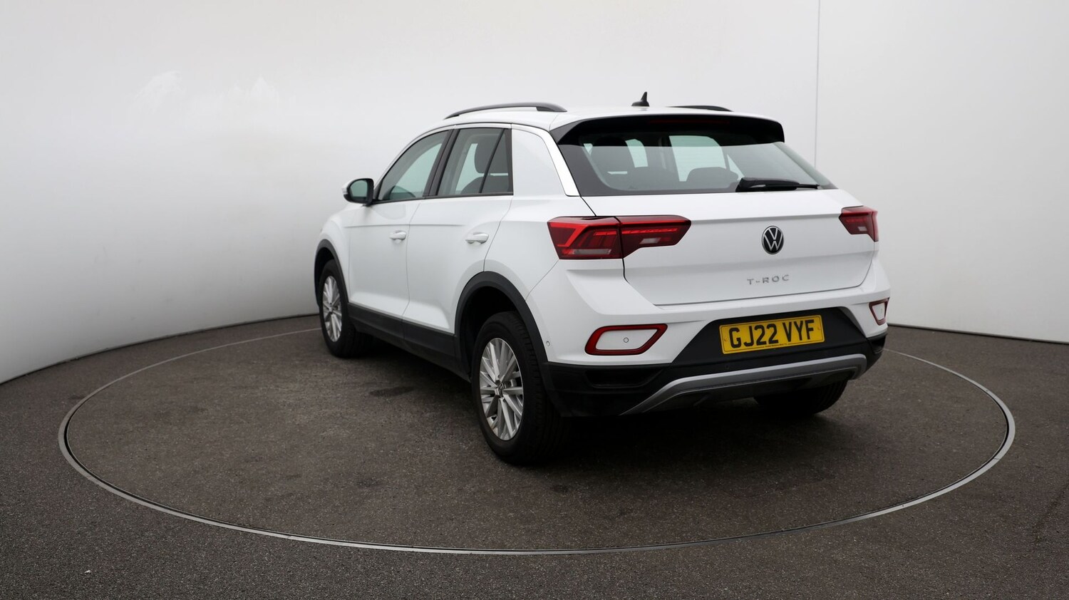 Used Volkswagen T-Roc for sale - 76810938: Photo 53