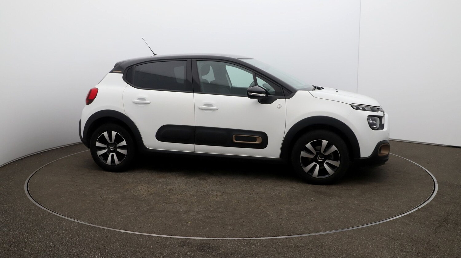 Used Citroen C3 for sale - 76810436: Photo 40