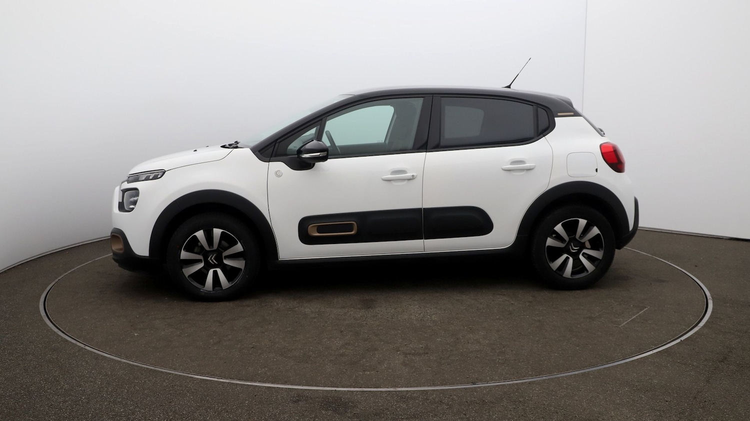 Used Citroen C3 for sale - 76810436: Photo 57