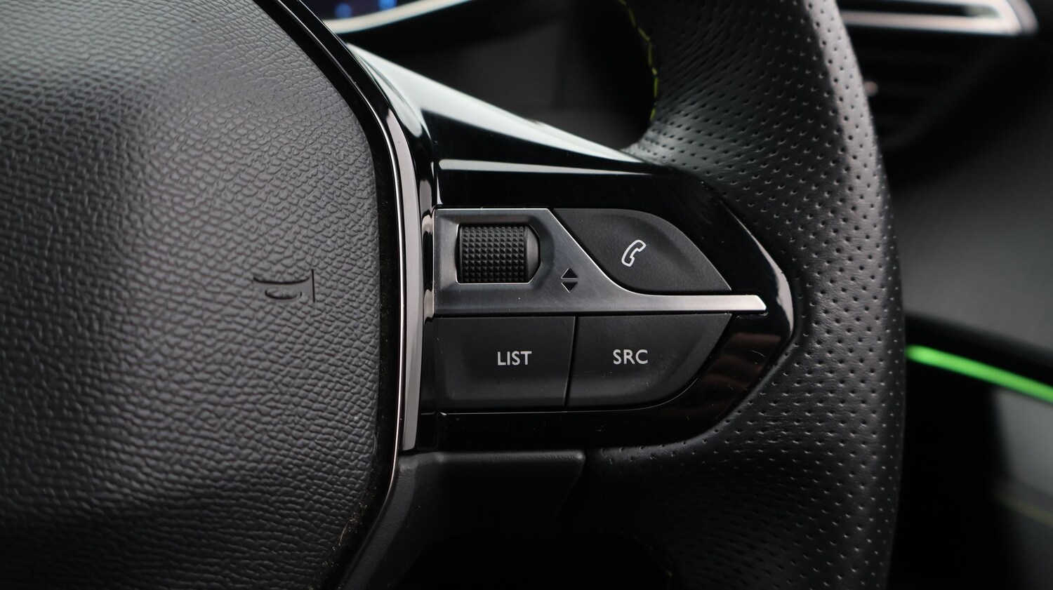 Used Peugeot 2008 2022 for sale - 77248072: Photo 25