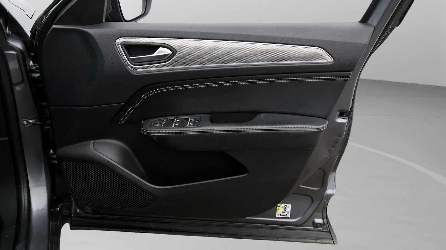 Used Renault Arkana 2023 for sale - 77602085: Photo 15