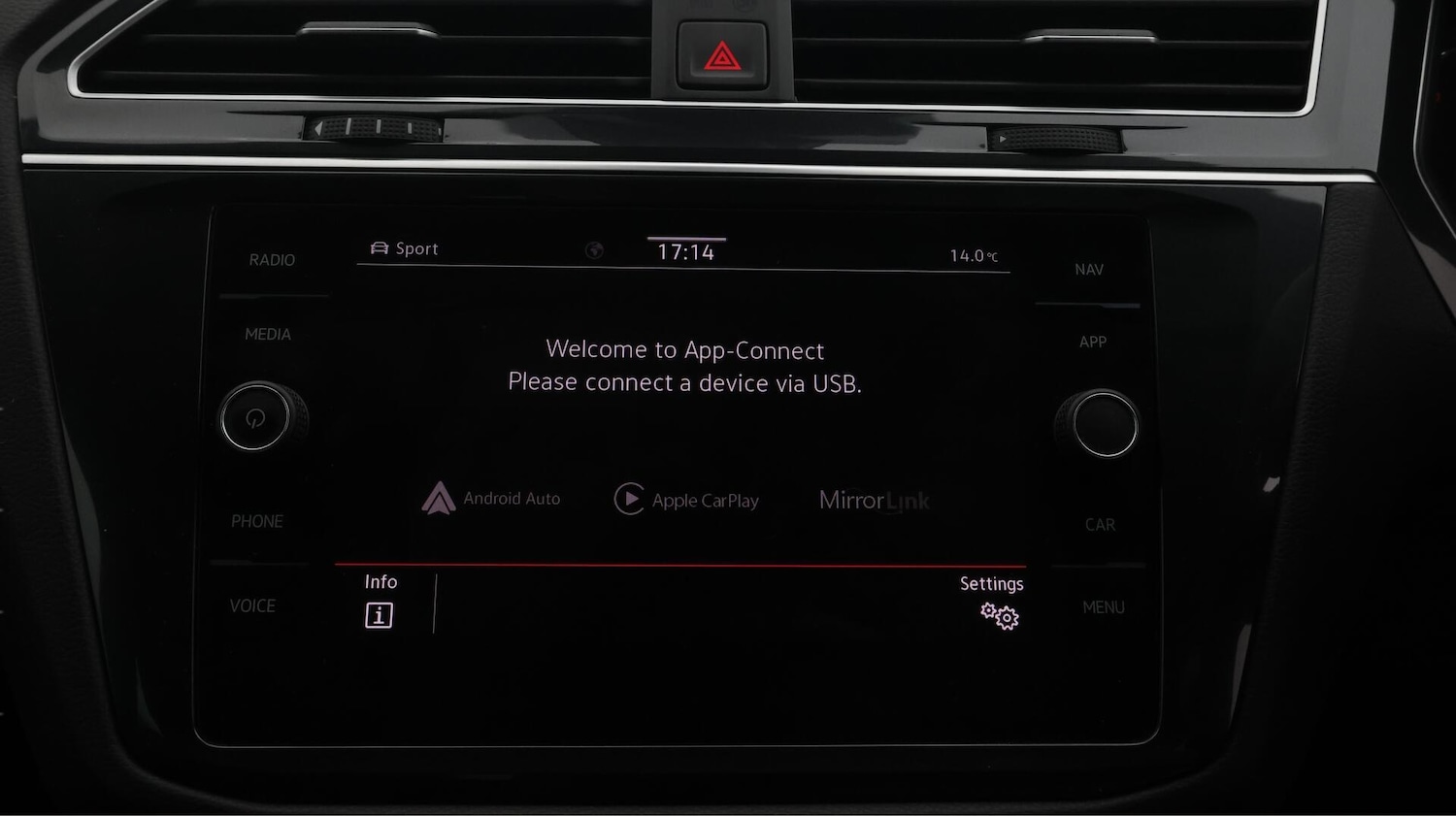 Used Volkswagen Tiguan 2020 for sale - 76735120: Photo 27