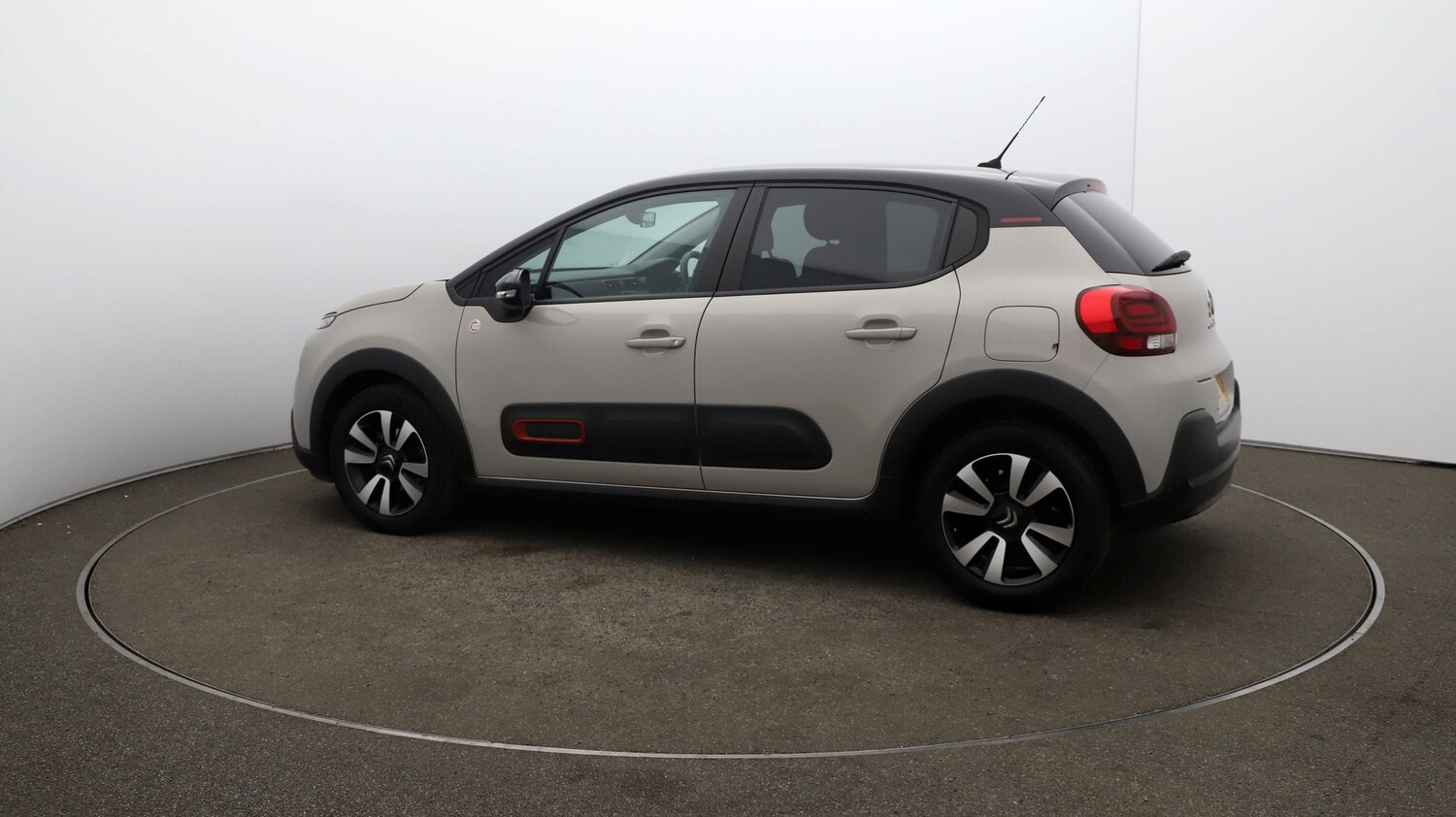 Used Citroen C3 for sale - 76809616: Photo 37