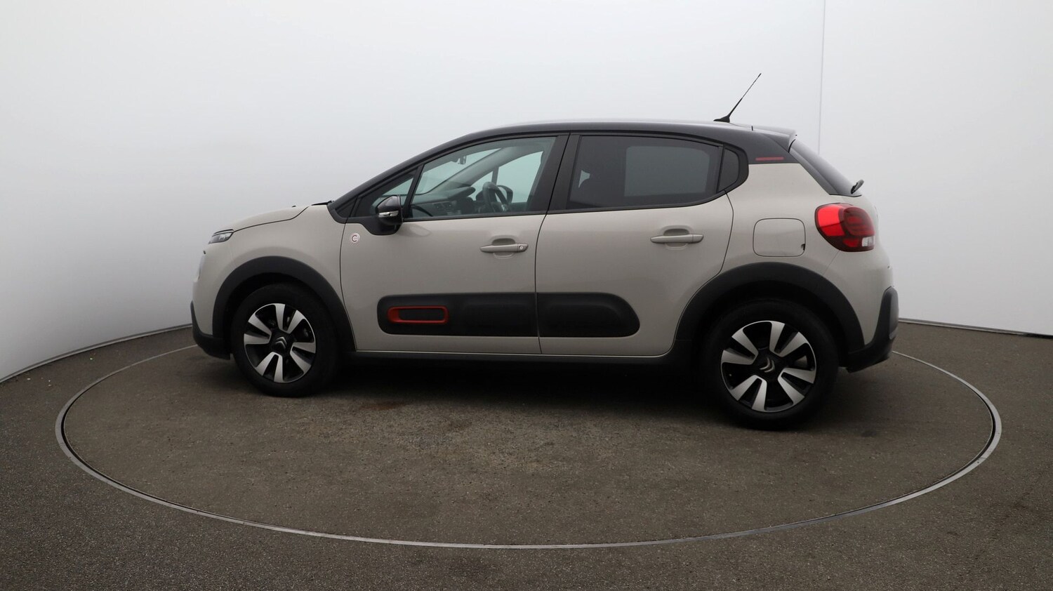 Used Citroen C3 for sale - 76809616: Photo 48