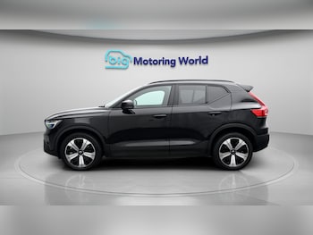 Used Volvo XC40 2023 for sale - 79455987: Photo
