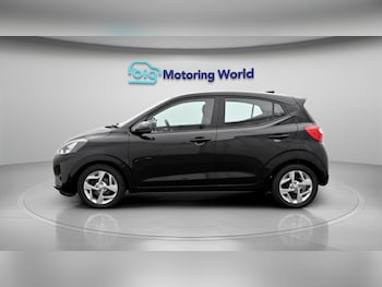 Used Hyundai i10 2023 for sale - 78733276: Photo
