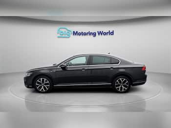 Used Volkswagen Passat 2022 for sale - 79690410: Photo