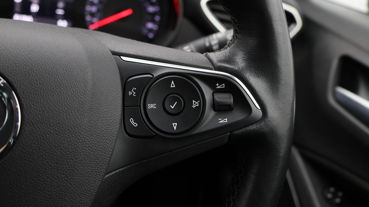 Used Vauxhall Crossland 2022 for sale - 76537971: Photo 24