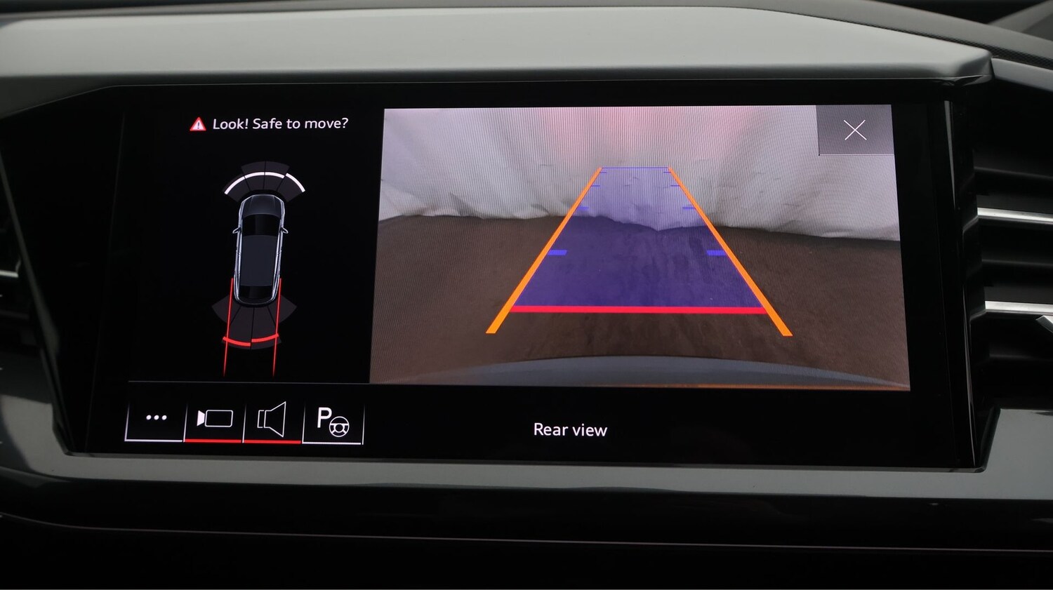 Used Audi Q4 e-tron 2022 for sale - 77247736: Photo 25