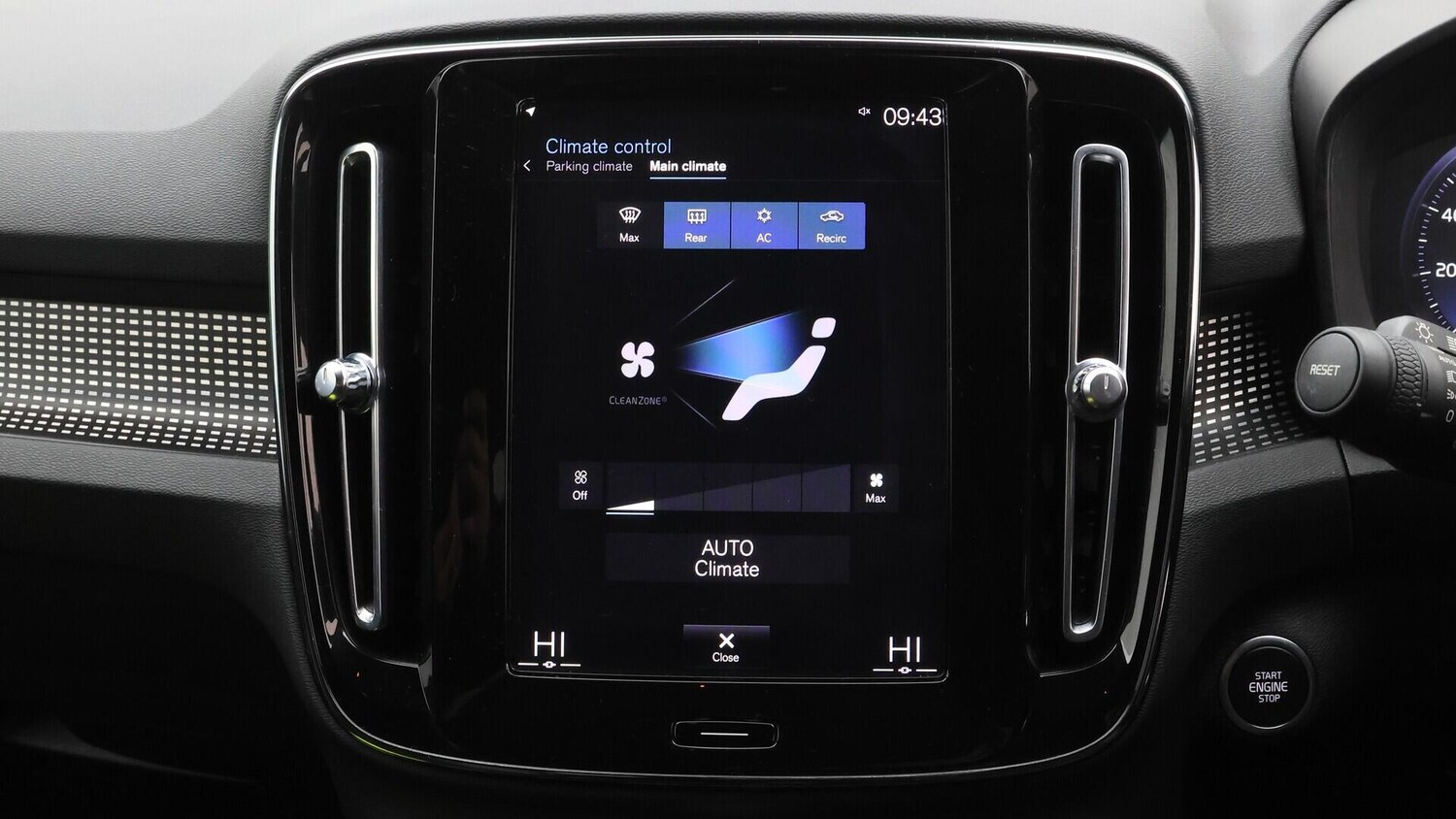 Used Volvo XC40 2022 for sale - 76473742: Photo 13