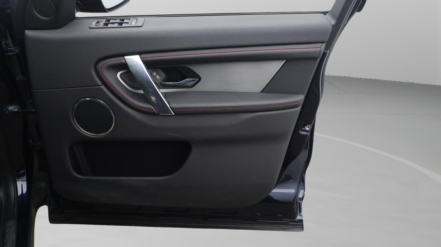 Used Land Rover Discovery Sport 2021 for sale - 76472416: Photo 16