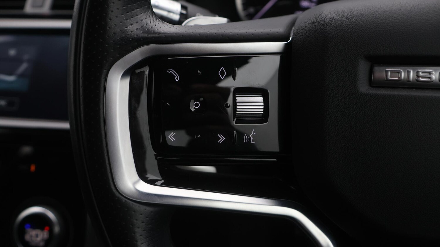 Used Land Rover Discovery Sport 2021 for sale - 76472416: Photo 25