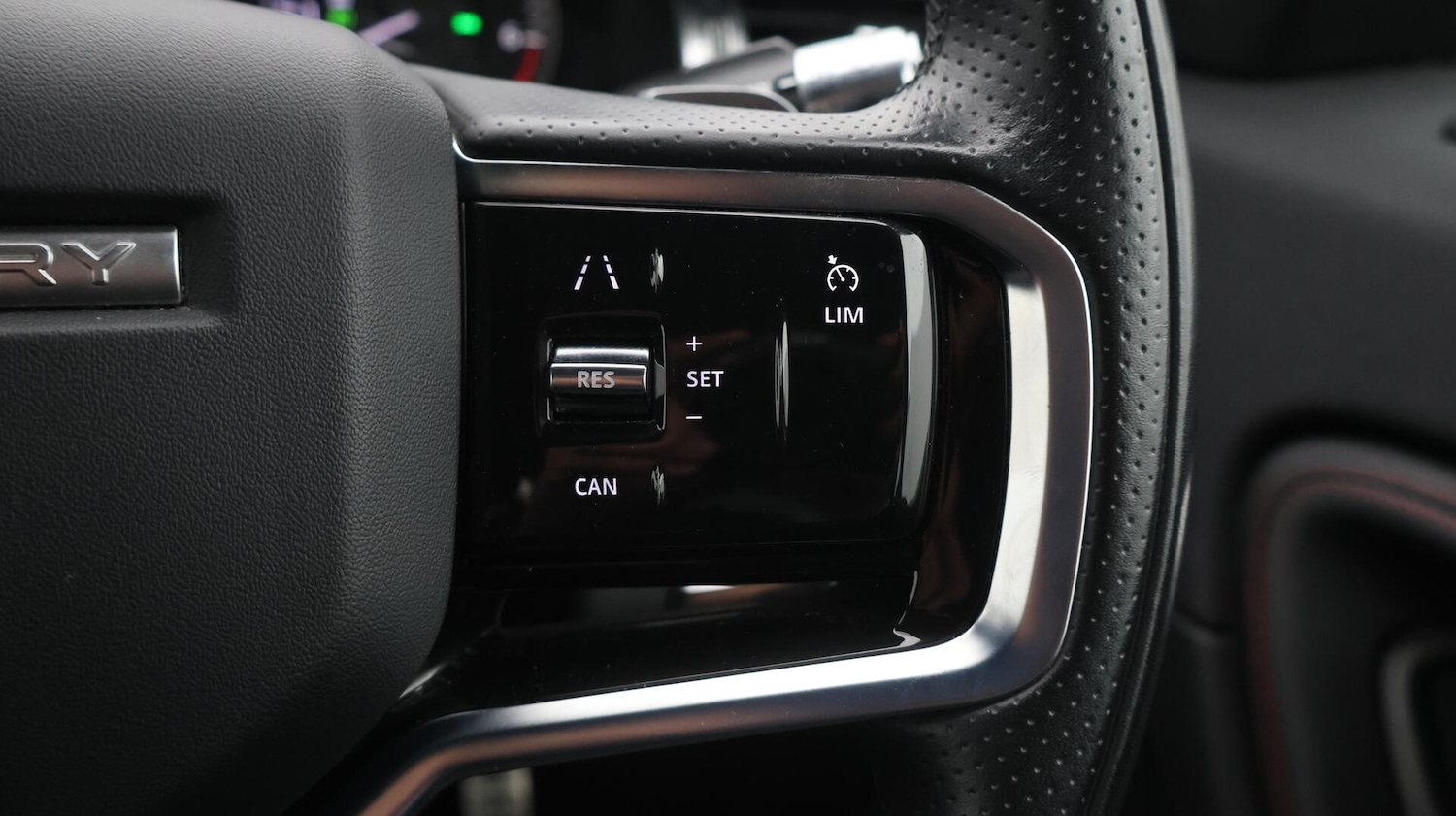 Used Land Rover Discovery Sport 2021 for sale - 76472416: Photo 26