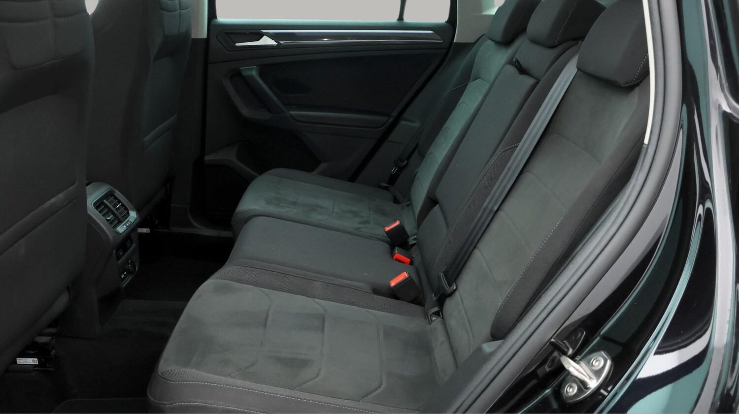 Used Volkswagen Tiguan for sale - 77761651: Photo 16