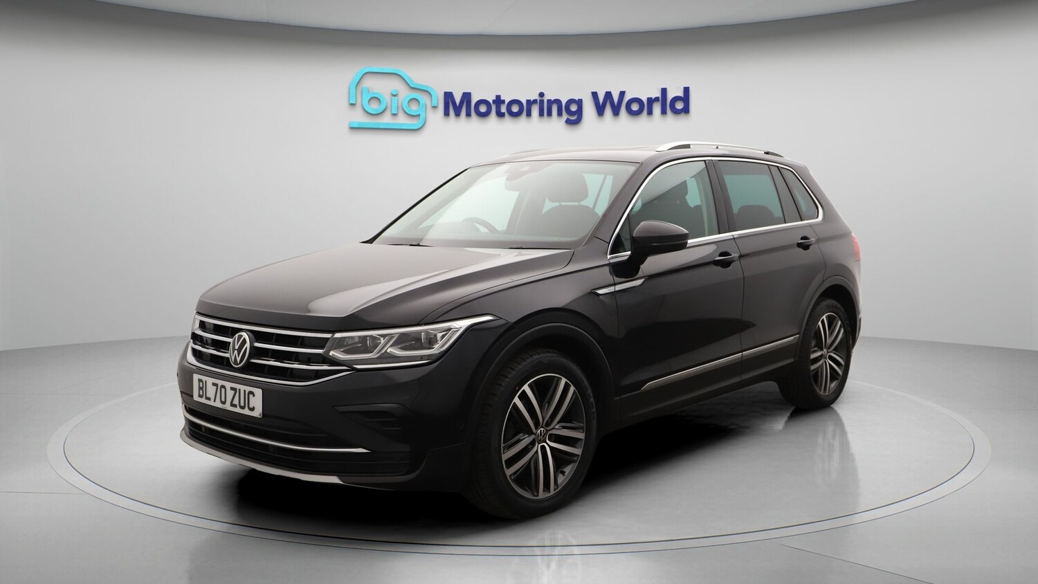 Used Volkswagen Tiguan for sale - 77761651: Photo 3