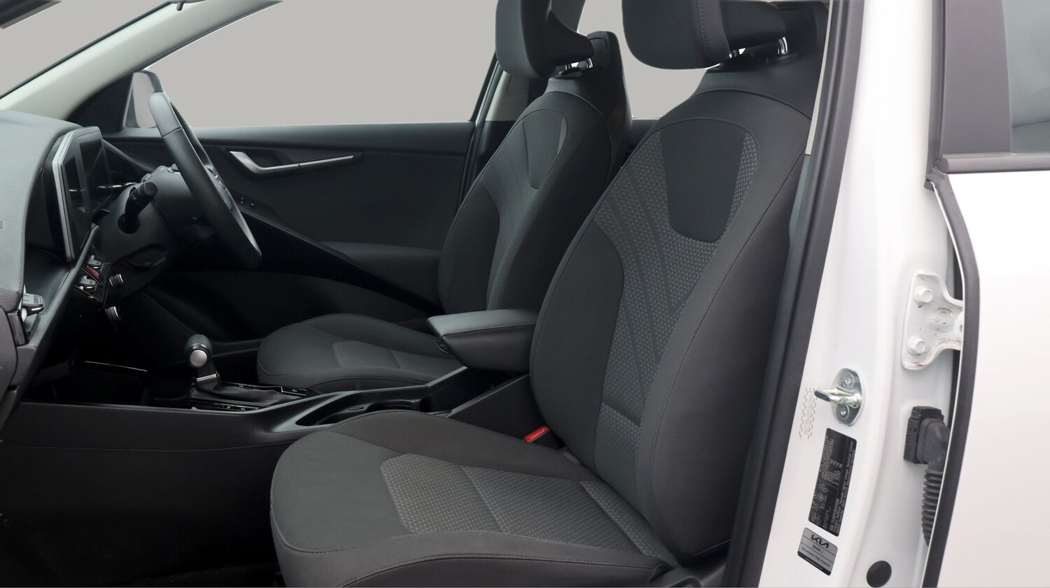 Used Kia Niro 2023 for sale - 77379358: Photo 14