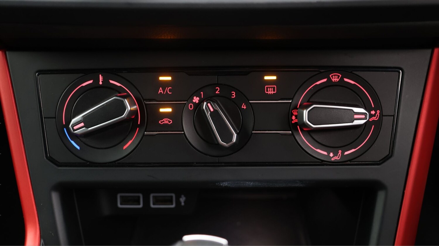 Used Volkswagen Polo 2019 for sale - 77902219: Photo 12