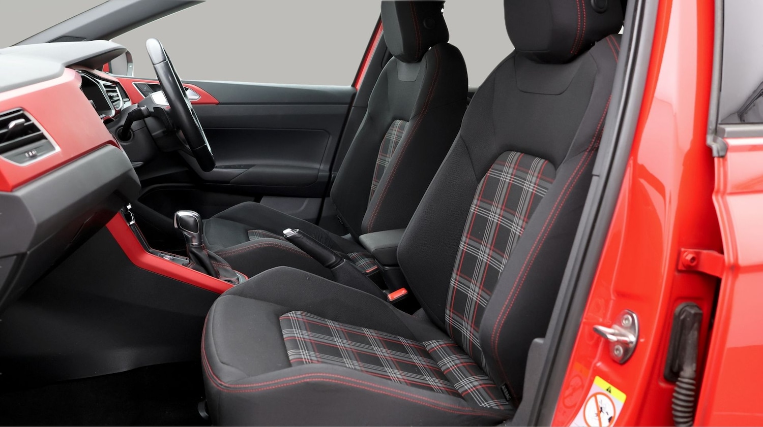 Used Volkswagen Polo 2019 for sale - 77902219: Photo 14