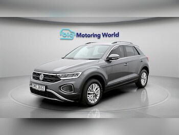 Used Volkswagen T-Roc 2024 for sale - 78271301: Photo