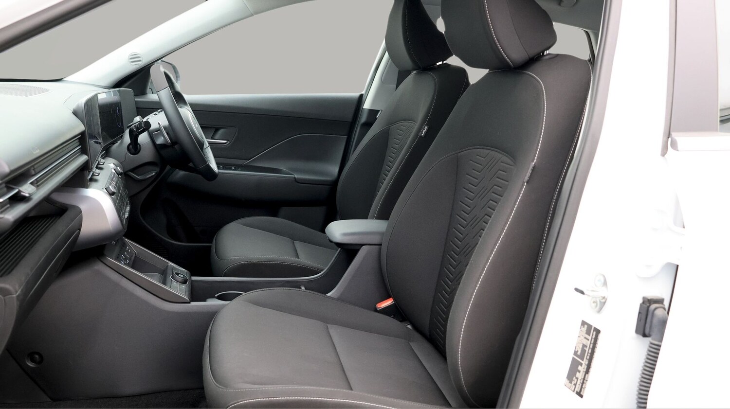 Used Hyundai KONA 2025 for sale - 77404382: Photo 14