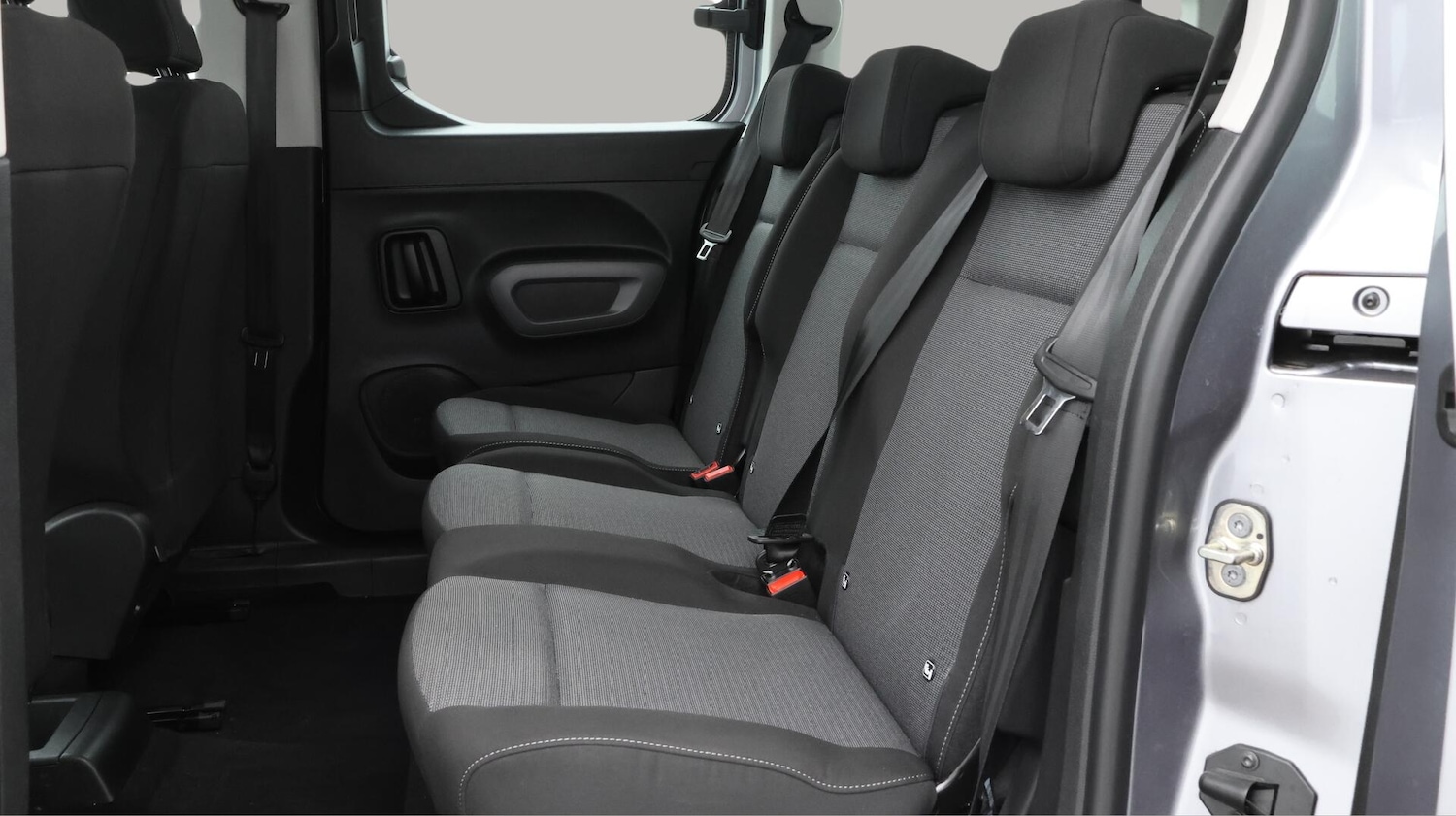 Used Toyota PROACE CITY Verso 2025 for sale - 76456822: Photo 17