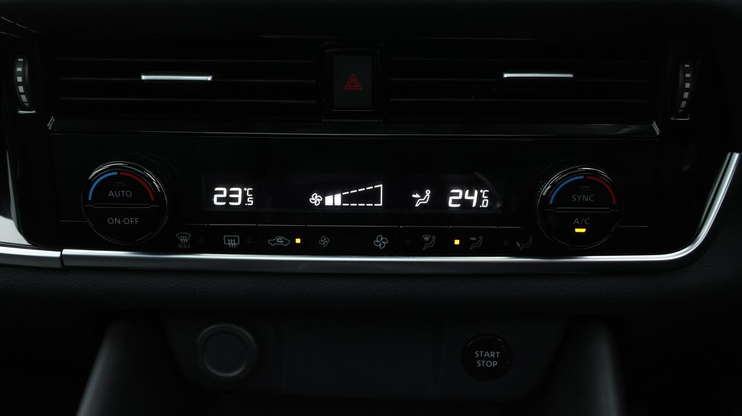 Used Nissan Qashqai 2023 for sale - 76060903: Photo 13
