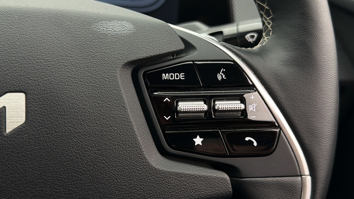 Used Kia EV6 2023 for sale - 78091765: Photo 25