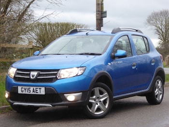 Used Dacia Sandero Stepway 2015 for sale - 78029550: Photo