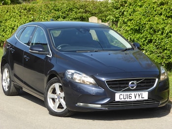 Used Volvo V40 2016 for sale - 78357259: Photo