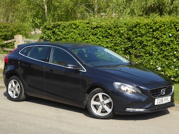 Used Volvo V40 2016 for sale - 78357259: Photo