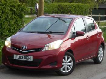 Used Toyota Yaris 2013 for sale - 74402464: Photo