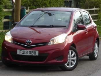 Used Toyota Yaris 2013 for sale - 74402464: Photo