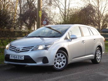 Used Toyota Avensis 2014 for sale - 76907795: Photo