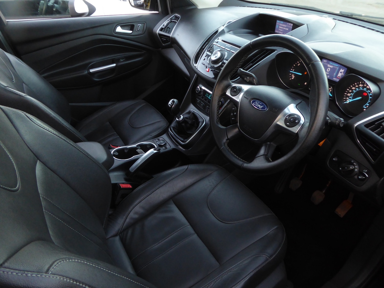 Used Ford Kuga 2015 for sale - 77833591: Photo 19