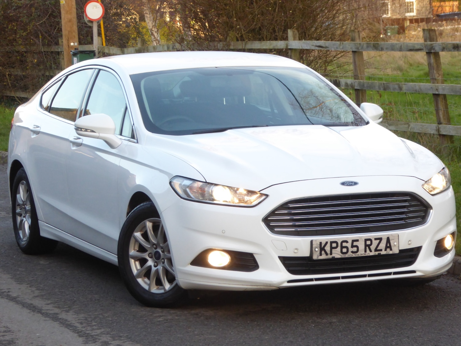 Used Ford Mondeo 2015 for sale - 76908189: Photo 1