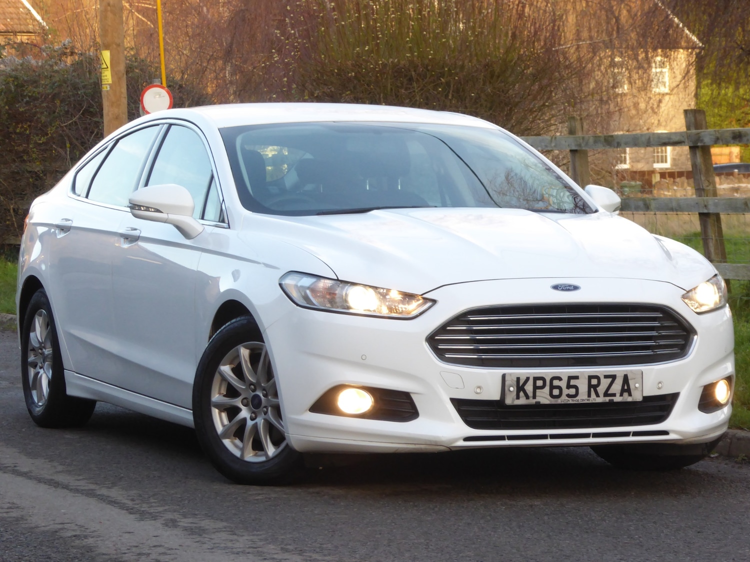 Used Ford Mondeo 2015 for sale - 76908189: Photo 19