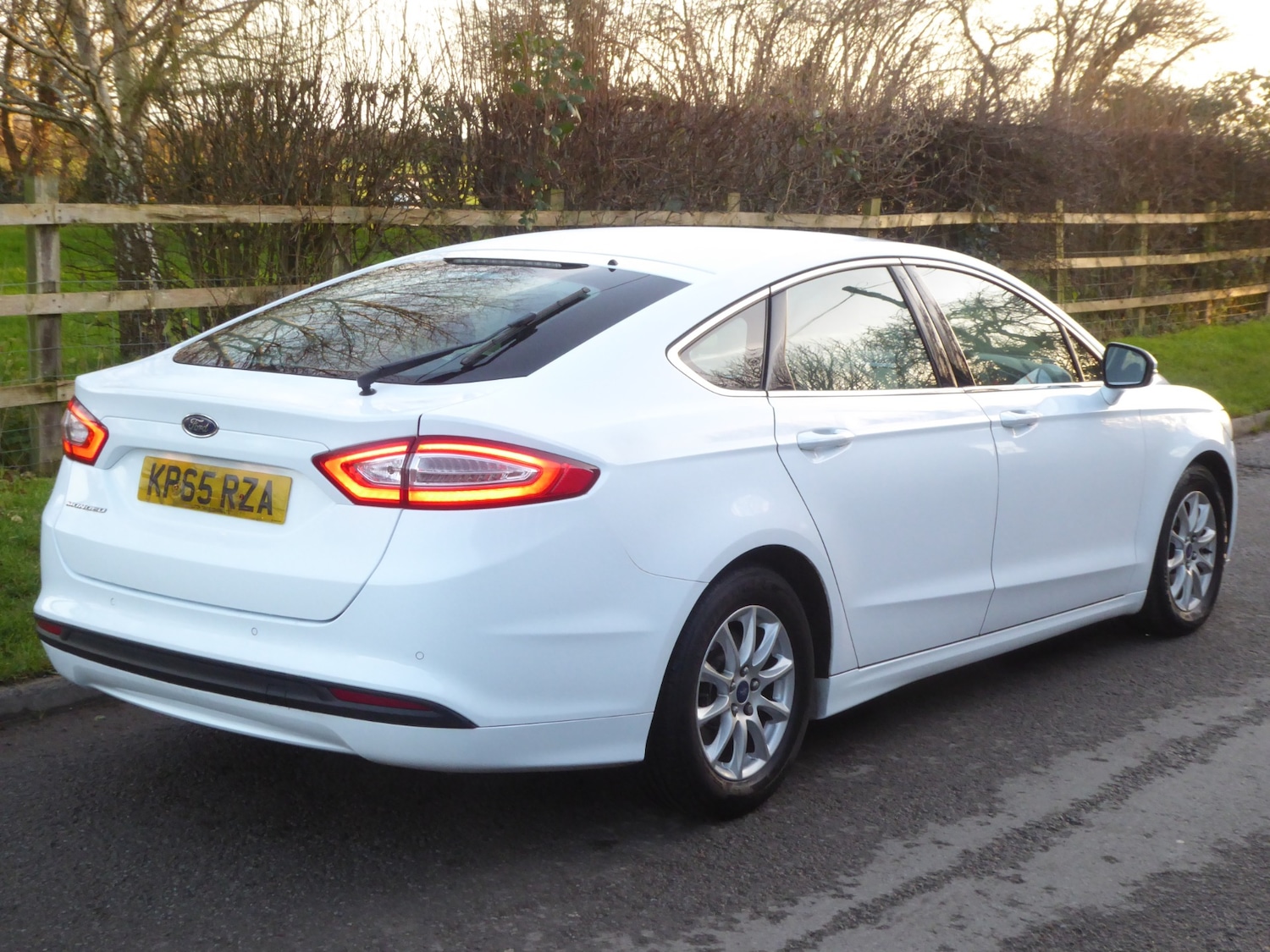 Used Ford Mondeo 2015 for sale - 76908189: Photo 24
