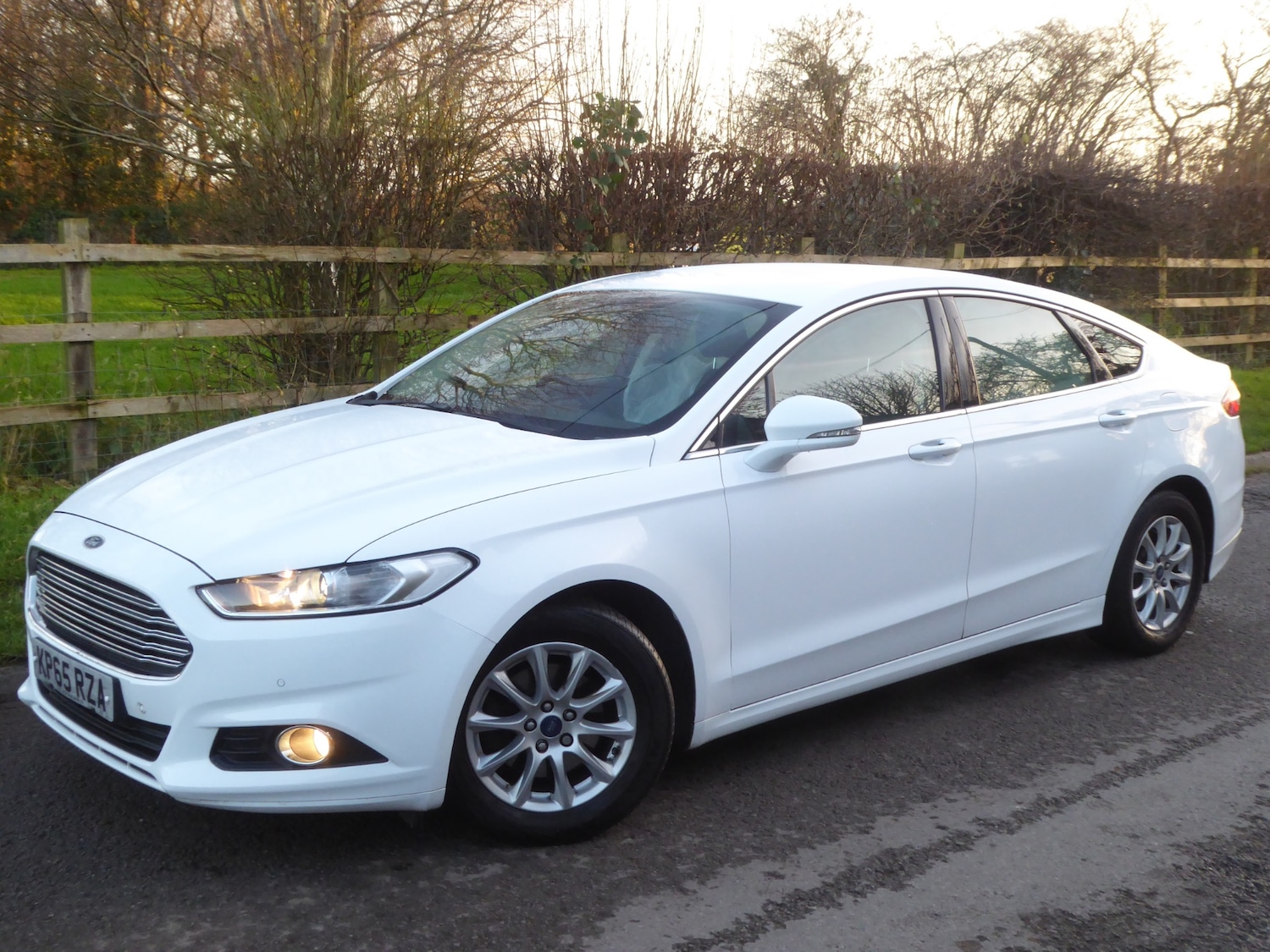 Used Ford Mondeo 2015 for sale - 76908189: Photo 30