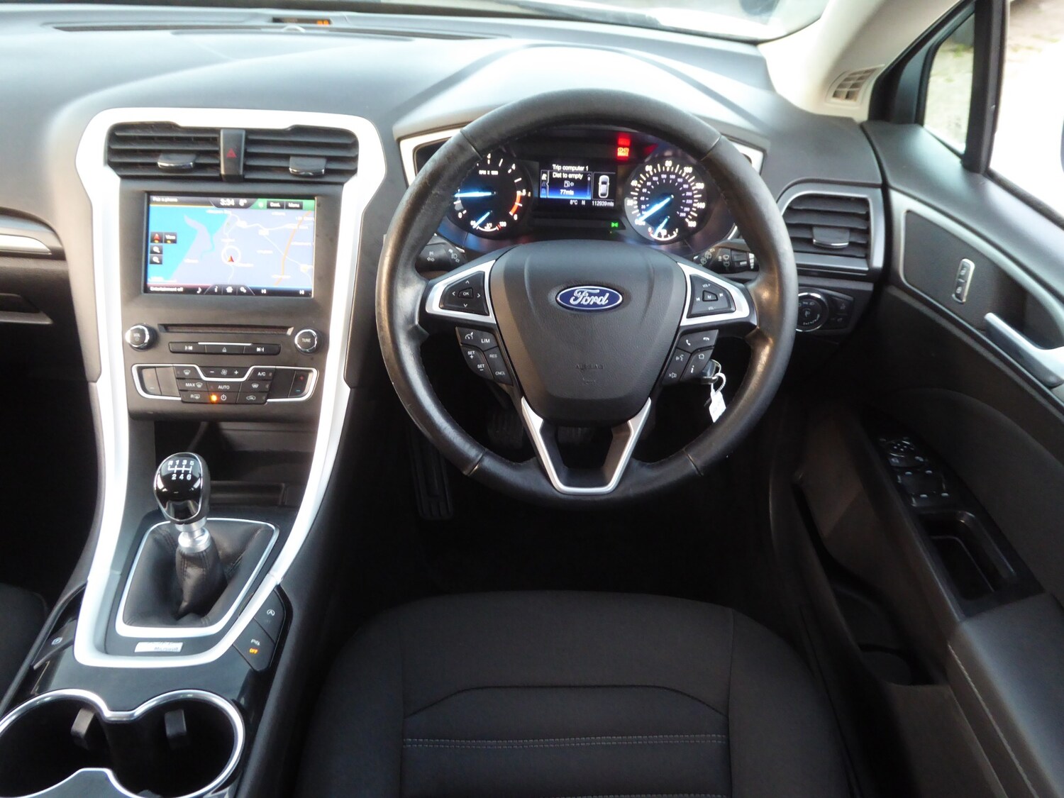 Used Ford Mondeo 2015 for sale - 76908189: Photo 9