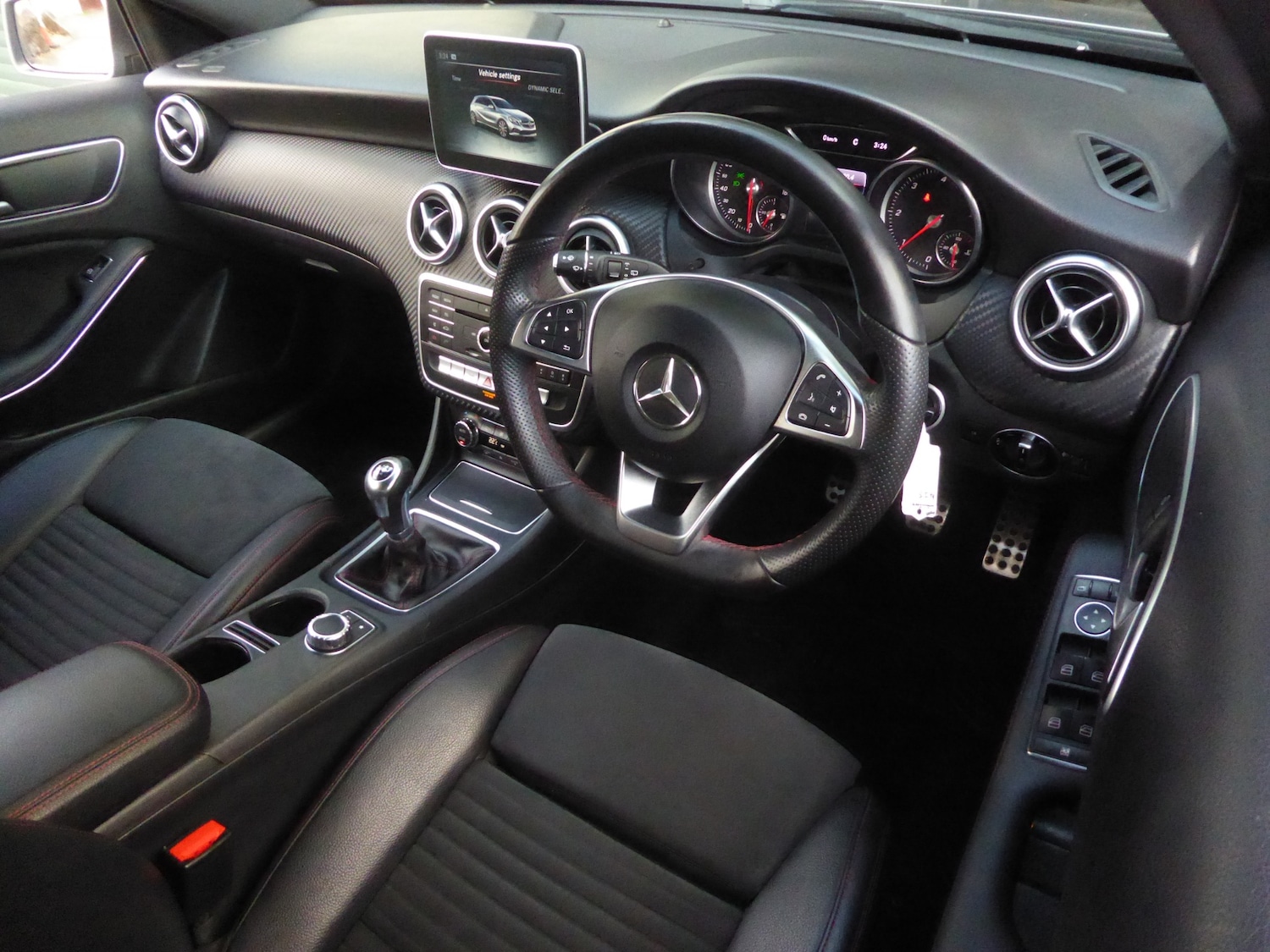 Used Mercedes-Benz A-Class 2016 for sale - 76393787: Photo 23