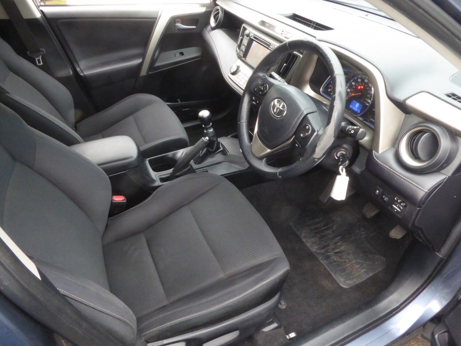 Used Toyota RAV4 2013 for sale - 76492348: Photo 29