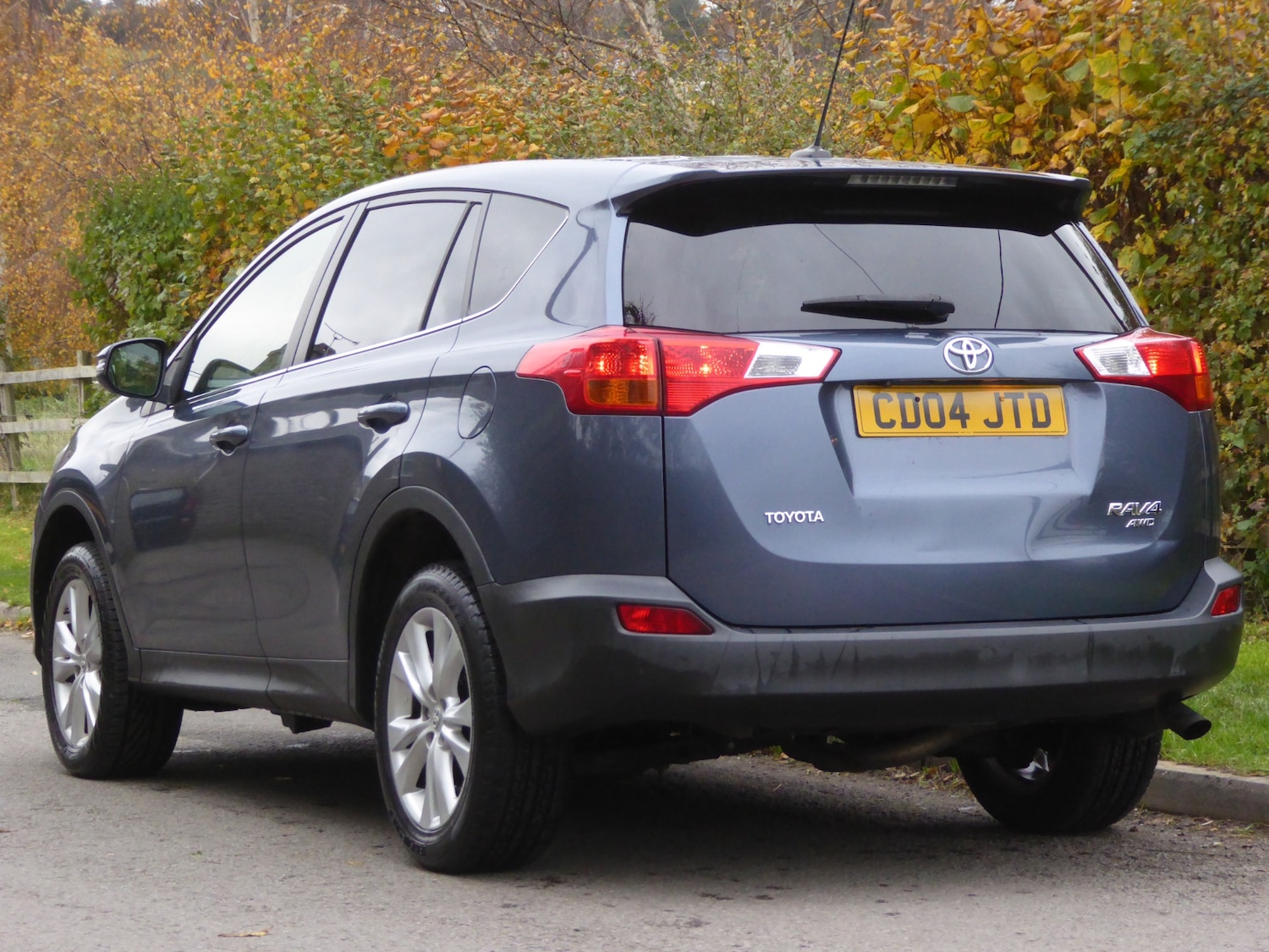 Used Toyota RAV4 2013 for sale - 76492348: Photo 6
