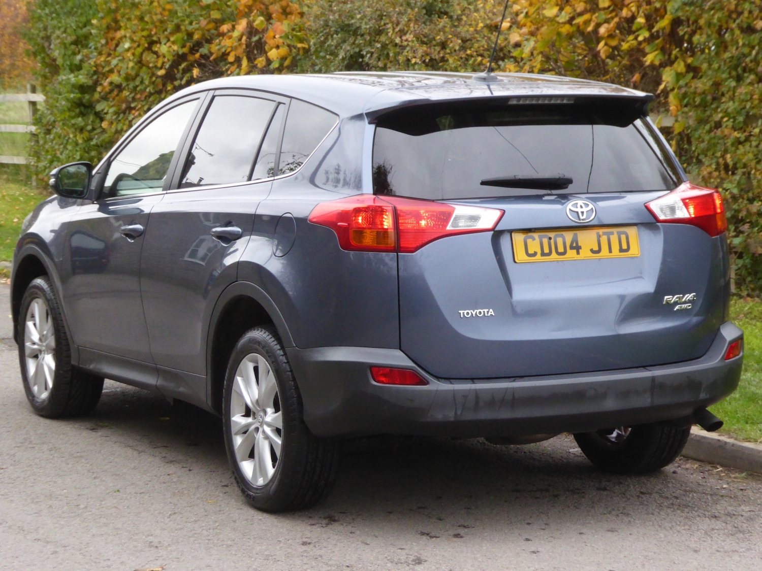 Used Toyota RAV4 2013 for sale - 76492348: Photo 8