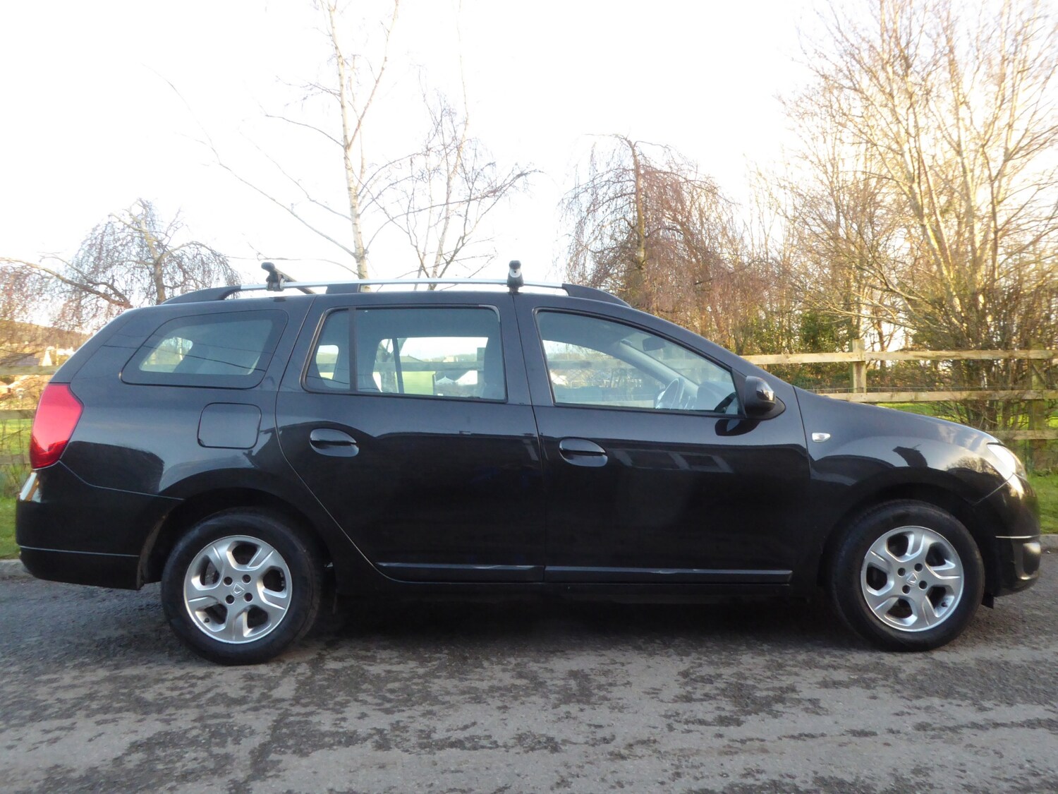 Used Dacia Logan MCV 2015 for sale - 77220812: Photo 5