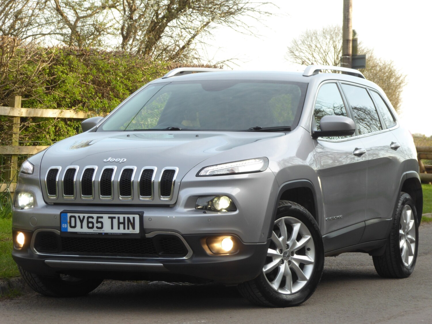 Used Jeep Cherokee 2015 for sale - 77965488: Photo 3