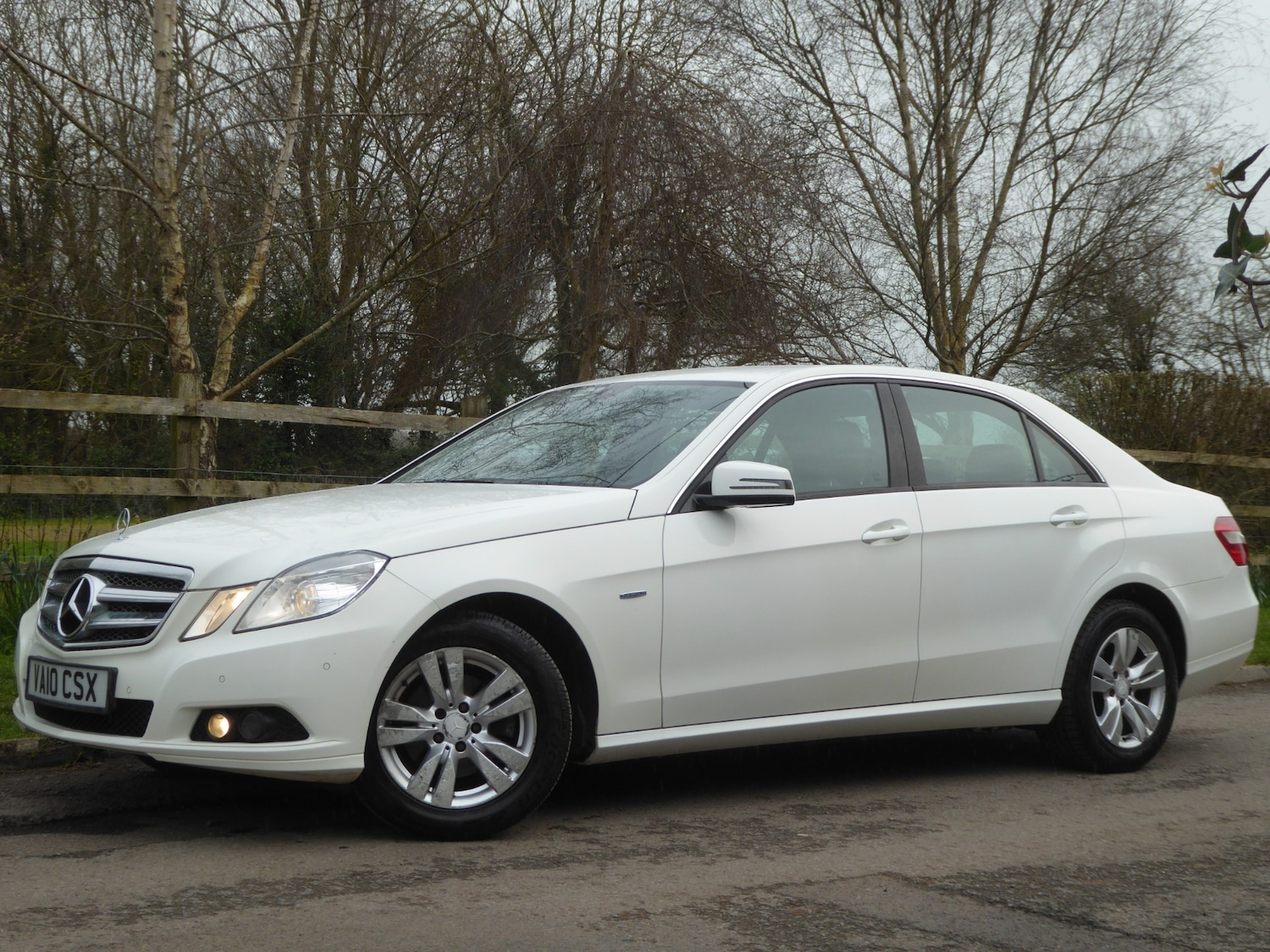 Used Mercedes-Benz E Class 2010 for sale - 77903537: Photo 19