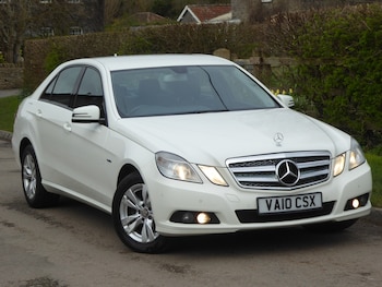 Used Mercedes-Benz E Class 2010 for sale - 77903537: Photo